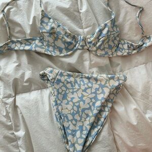 Skatie Top and Bottom